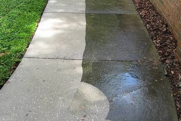 Driveway cleaning in Saskatoon